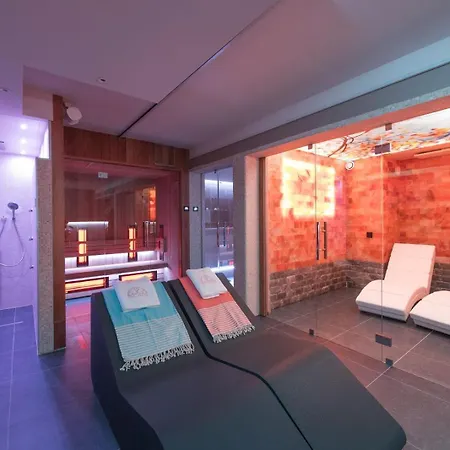 Hof In & Wellness شقة